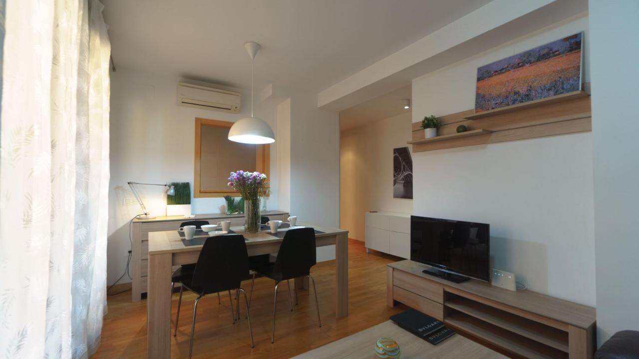 Rentalsevilla Coqueto Apartamento Con Terraza Privada Екстериор снимка